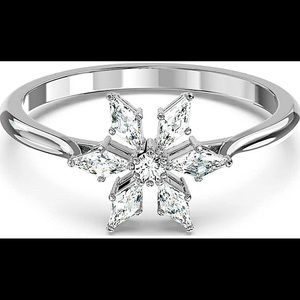 Swarovski Snowflake ring